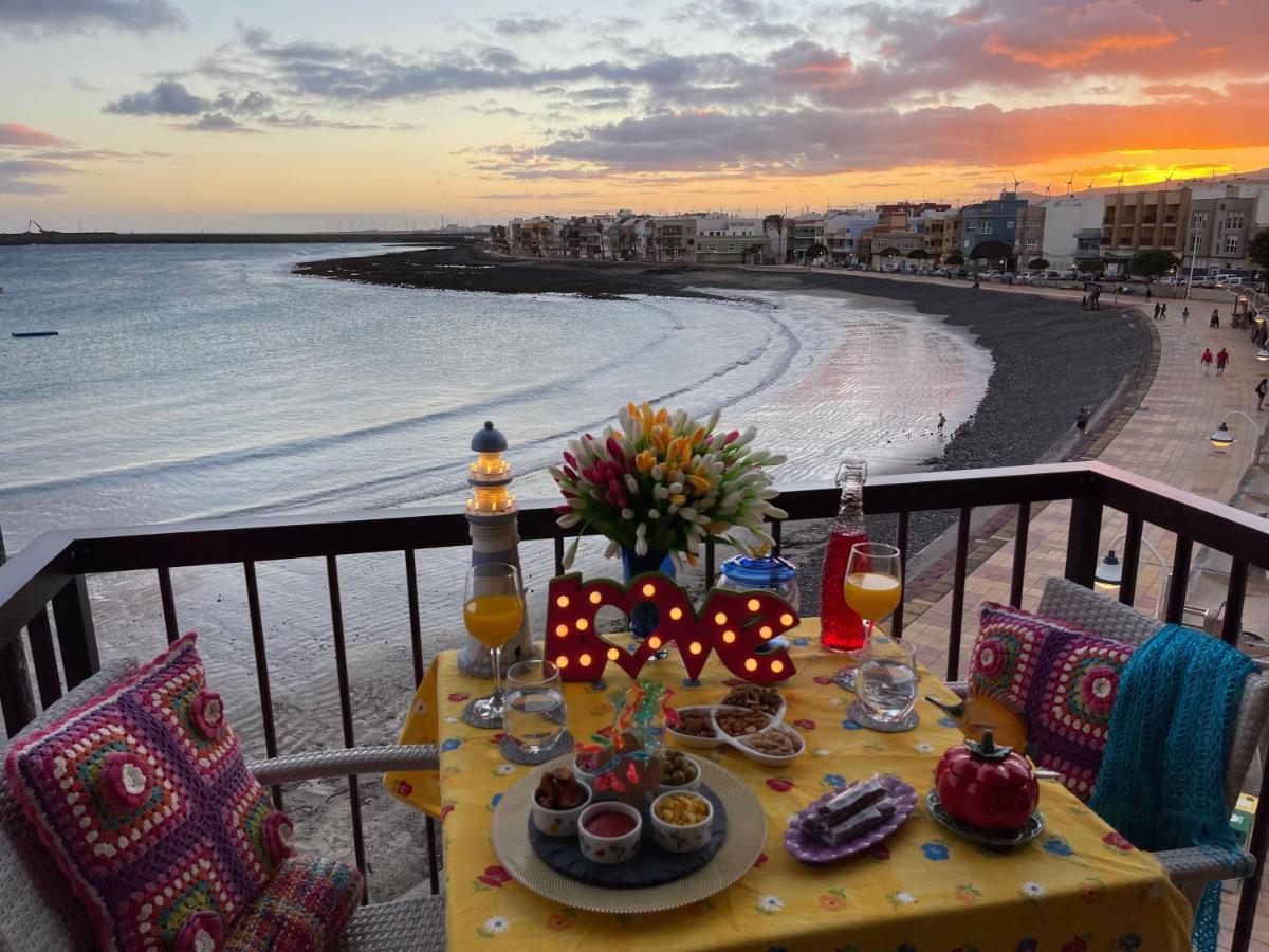 Emycanarias Primera Linea De Playa Arinaga Eksteriør billede